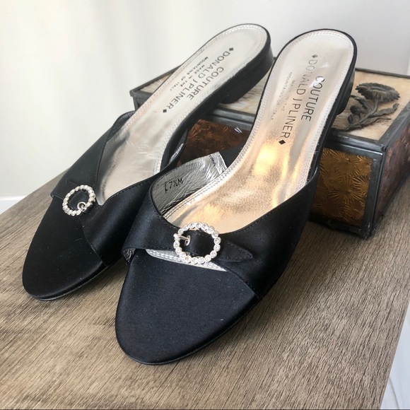 Donald J. Pliner Shoes - 25%OFF Donald Pliner 7.5 Black Dress Sandals